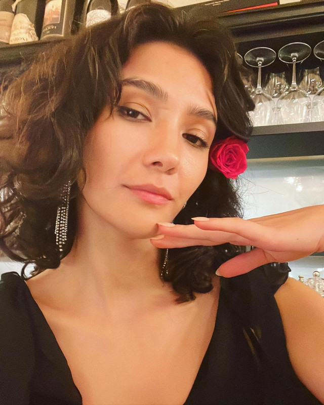 Aybüke Pusat yeni projesi için gün sayıyor! Anlaşma sağlandı, bomba gibi geliyor! - Resim: 2
