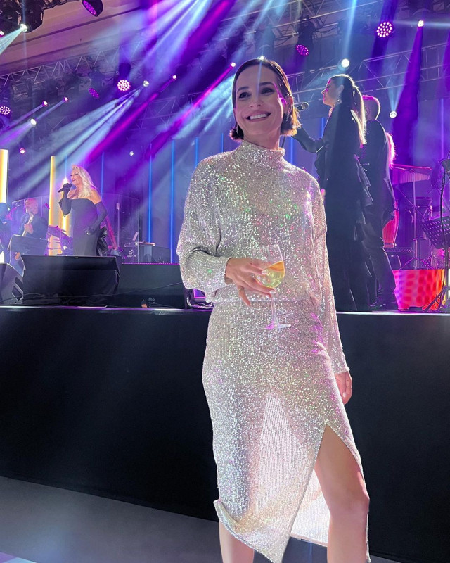 Sedef Avcı paylaştı, Ajda Pekkan'ın son hali sosyal medyayı salladı! "Bal mumu müzesine mi gittiniz" - Resim: 1