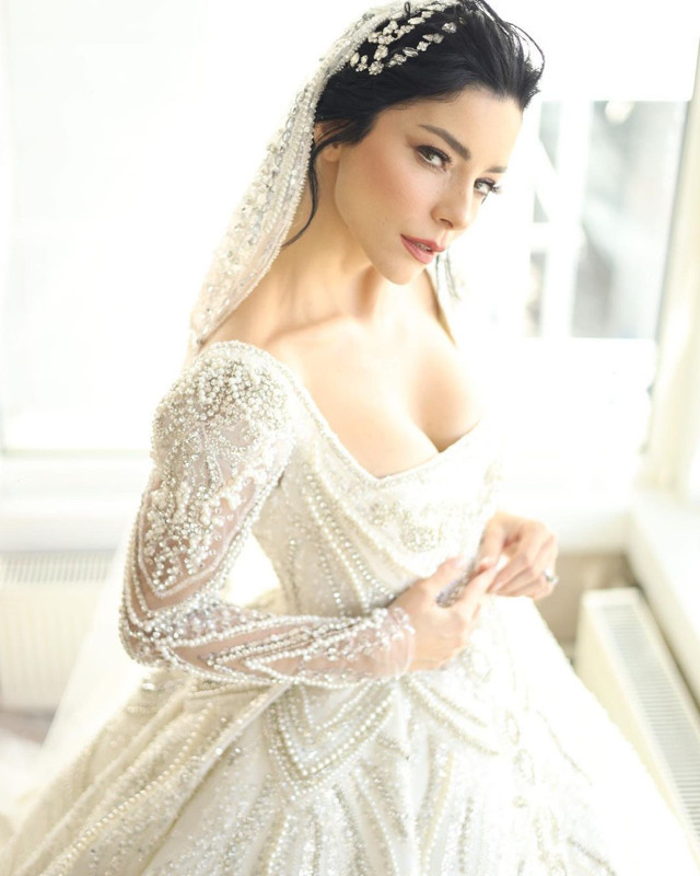 Merve Boluğur'un düğününe damga vuran anlar: TikTok fenomeni Cellat neye uğradığını şaşırdı! - Resim: 6