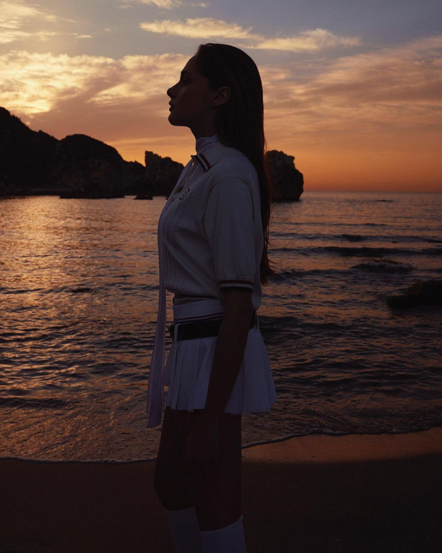 Miray Daner büyüledi! Beyaz süper minisi olay oldu: "Sen gerçek misin be kadın" - Resim: 3