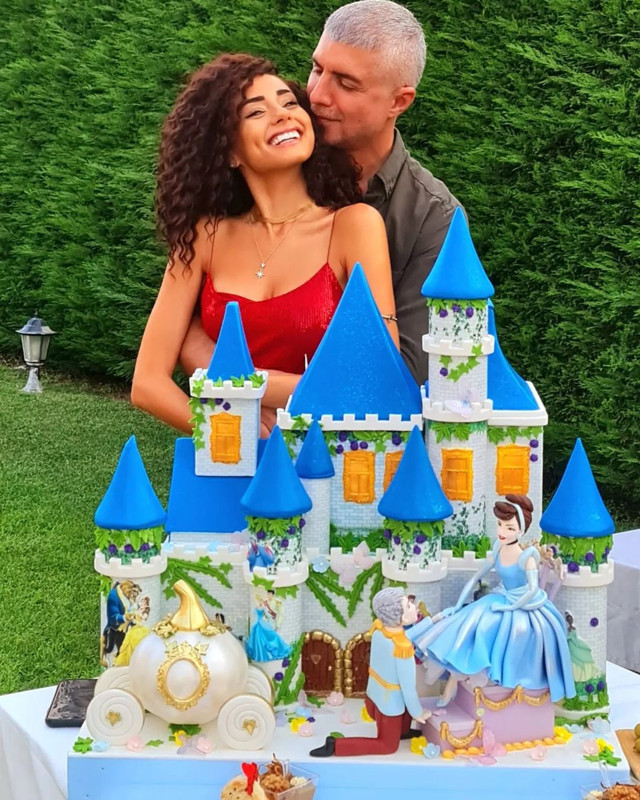 Seren Serengil 'Yer yerinden oynayacak' diyerek açıkladı! Özcan Deniz'in sevgilisi bakın ne yapmış! - Resim: 3