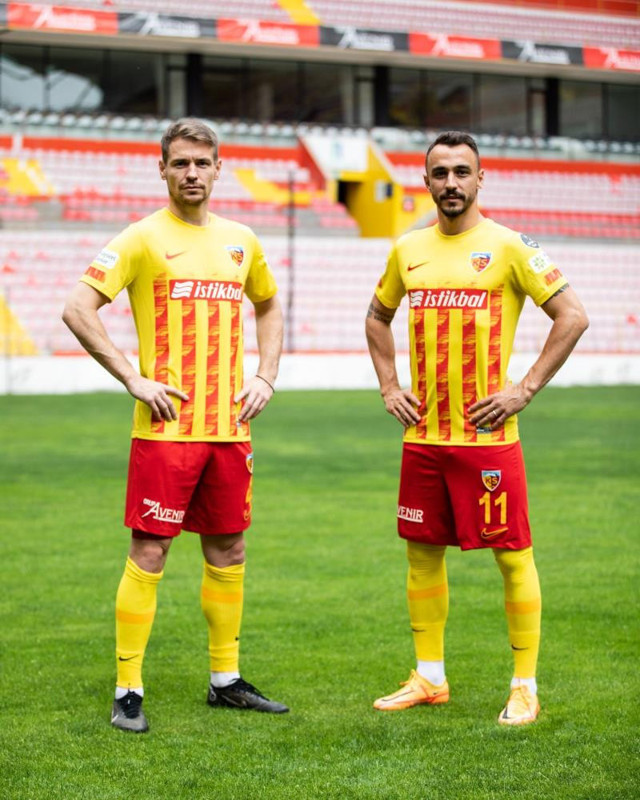 İşte Yukatel Kayserispor'un yeni forması! - Resim: 0