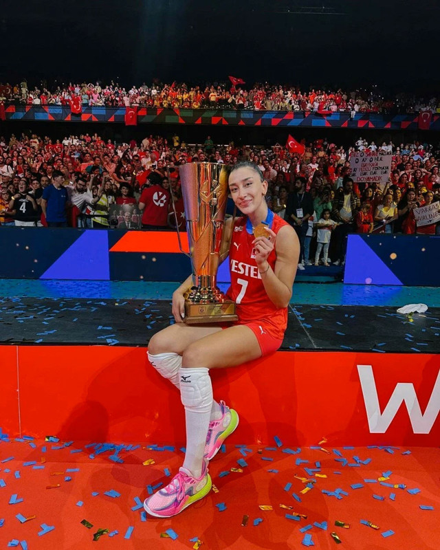 Novak Djokovic Hande Baladın'ın paylaşımını beğendi Sırplar tepki gösterdi - Resim: 0