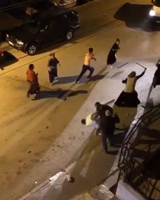 Ankara'da taşlı sopalı kavga 3 yaralı - Resim: 4