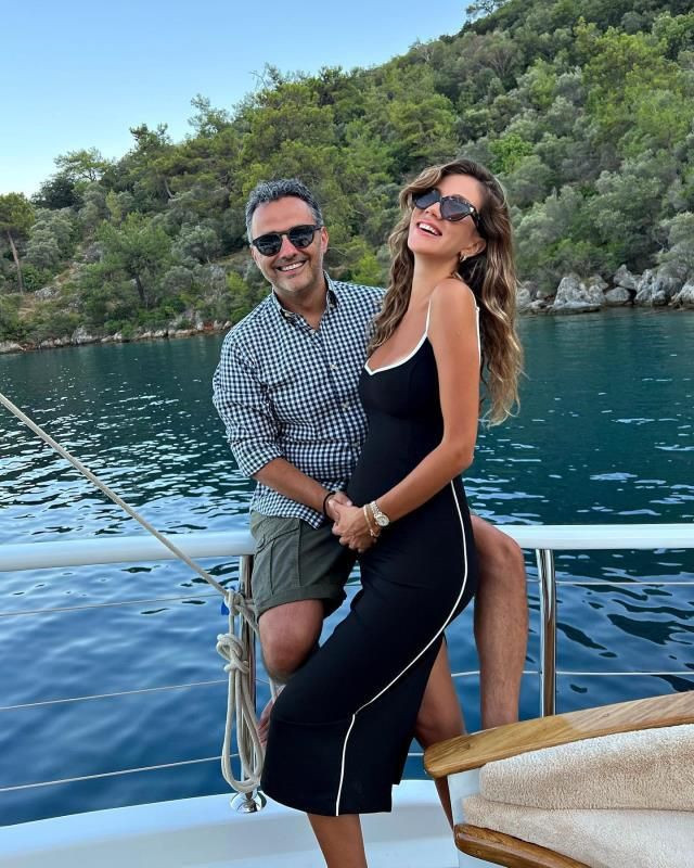 Arda Türkmen baba oldu ilk paylaşım geldi! İşte kızlarına verdikleri isim! - Resim: 3