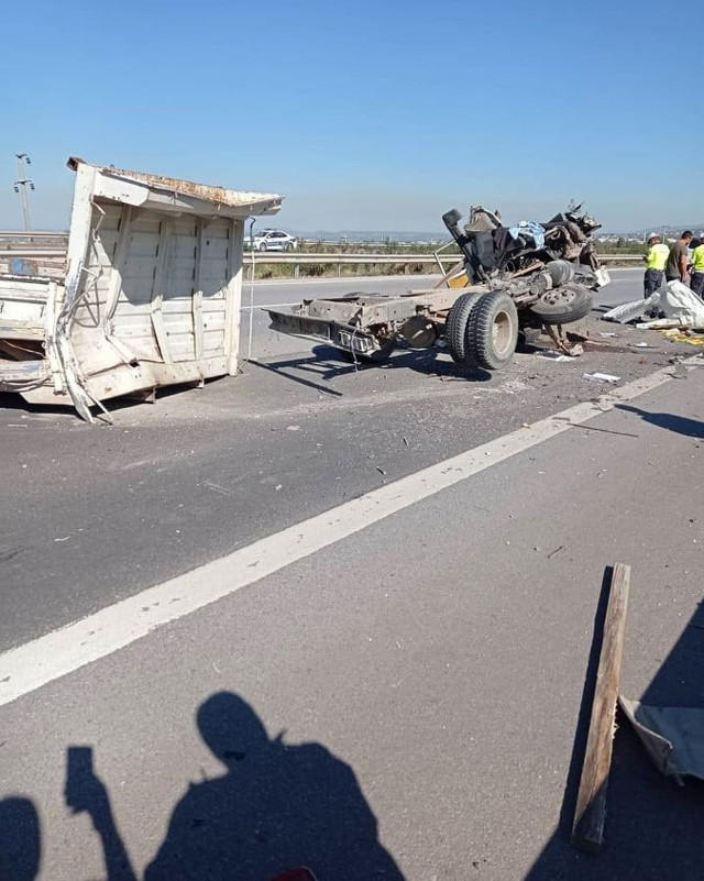 Hatay Dörtyol'da görenleri dehşete düşüren kaza! Bu araçtan sağ çıktı - Resim: 0