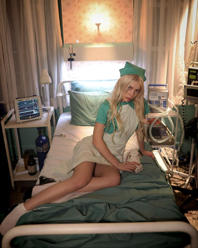 Aleyna Tilki hemşire kıyafetiyle kamera karşısına geçti! Sosyal medya yıkıldı: "Böyle hemşire oldu da biz mi..." - Resim: 3