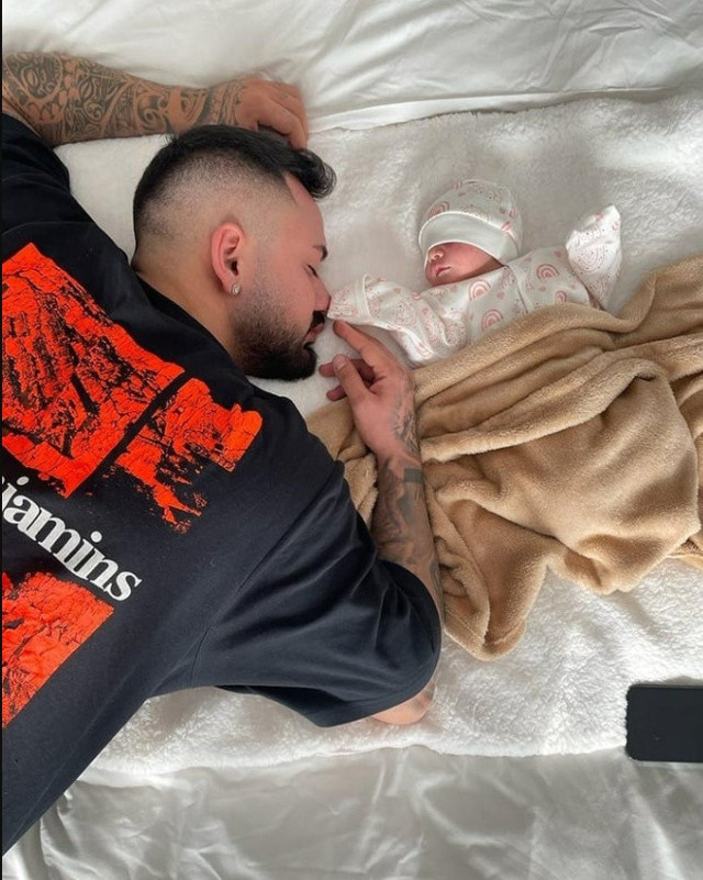 Selin Ciğerci 'Anne oldum' dedi! Bakanlık harekete geçti: Soruşturma açılıyor - Resim: 0