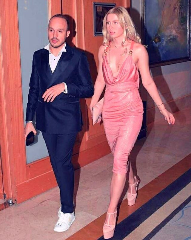 Gülnur Güneş'in düğününde Aleyna Tilki ve Şeyma Subaşı'nın dansı olay oldu - Resim: 3