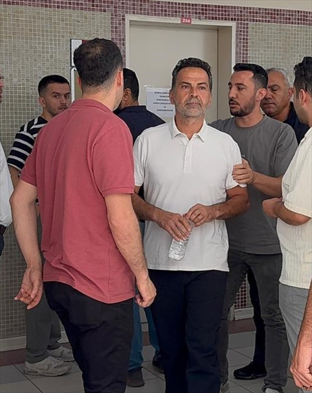 Nasuh Mahruki tutuklandı! 15 Temmuz paylaşımı sonrası g&ouml;zaltına alınmıştı - Resim: 0