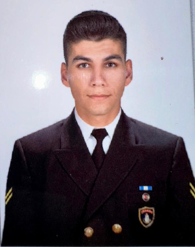 Motosiklet kazasında hayatını kaybeden gencin astsubay kıdemli çavuş olduğu öğrenildi - Resim: 0