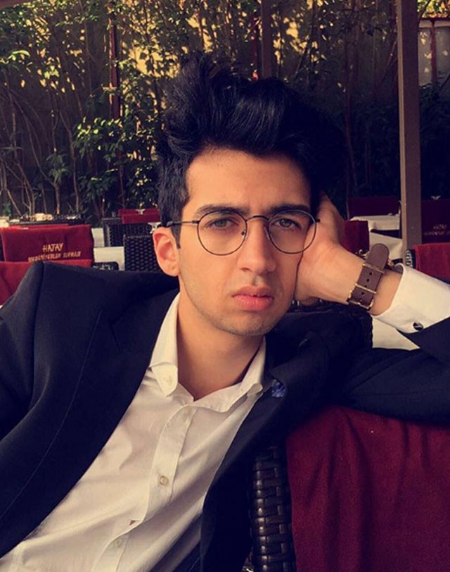 Şarkısı çalıntı çıkan Çağatay Akman öyle bir kitap yazdı ki alay konusu oldu - Resim: 4