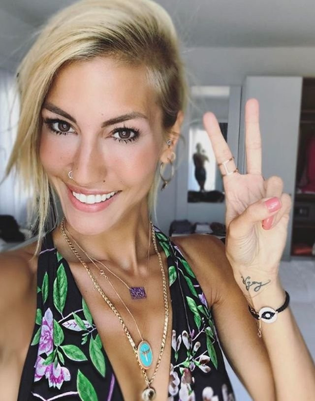 Çağla Şıkel'in cenaze açıklamasına bakın insanları gördüm ve... - Resim: 4