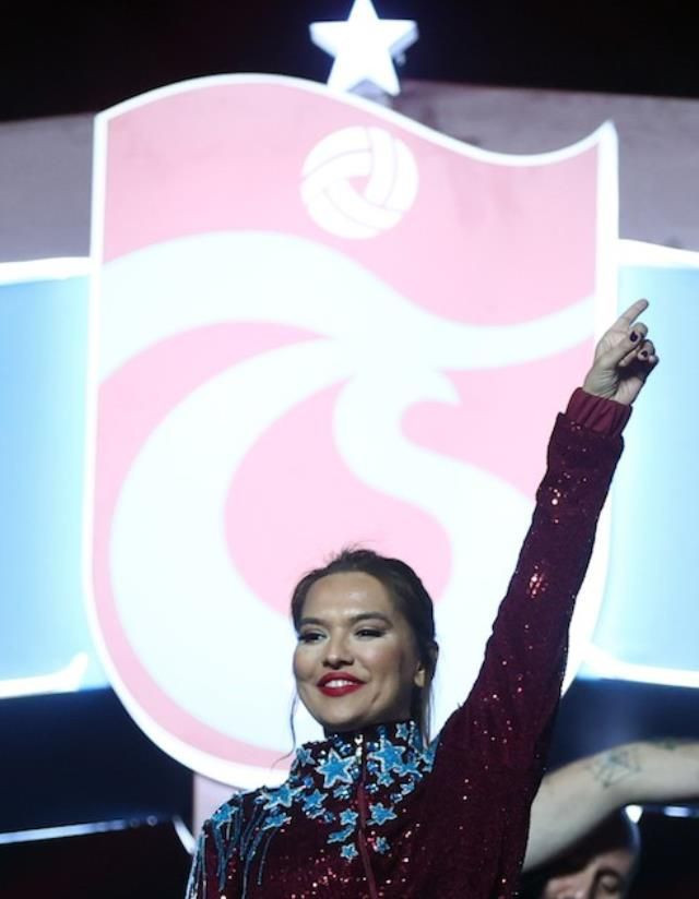 Hastalığını ilk kez açıkladı! 5 profesör gezdi 1,5 aydır tedavi görüyor: Demet Akalın 'Allah kimseye vermesin' dedi - Resim: 3