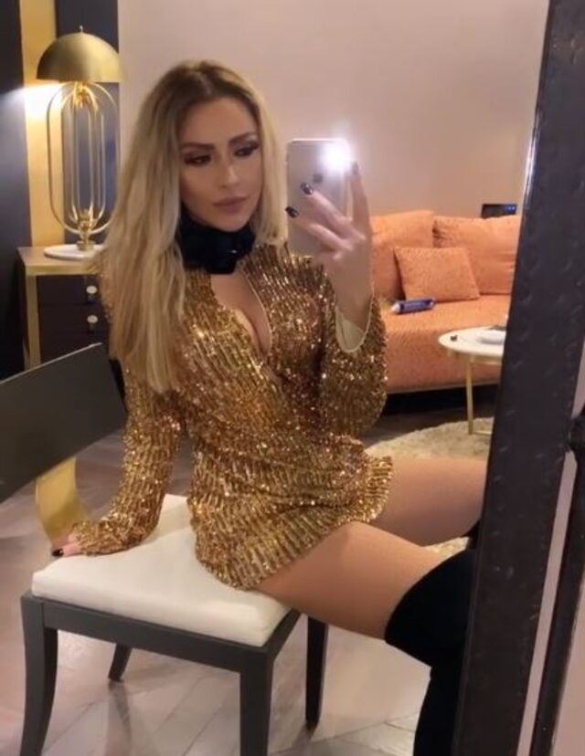 Hadise'den 'yok artık' dedirten göğüs dekoltesi! Süper minisiyle poz verdi - Resim: 3