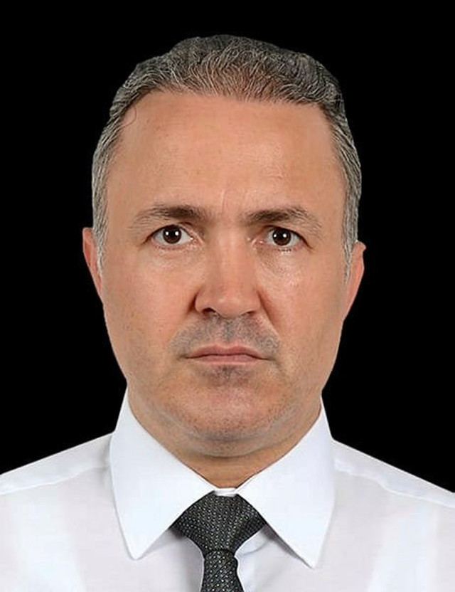 Katil polis, Emniyet Müdürü Hasan Cevher'i şehit etti! 40 polis korkup kaçtı, kendilerini odalara kilitlediler - Resim: 0