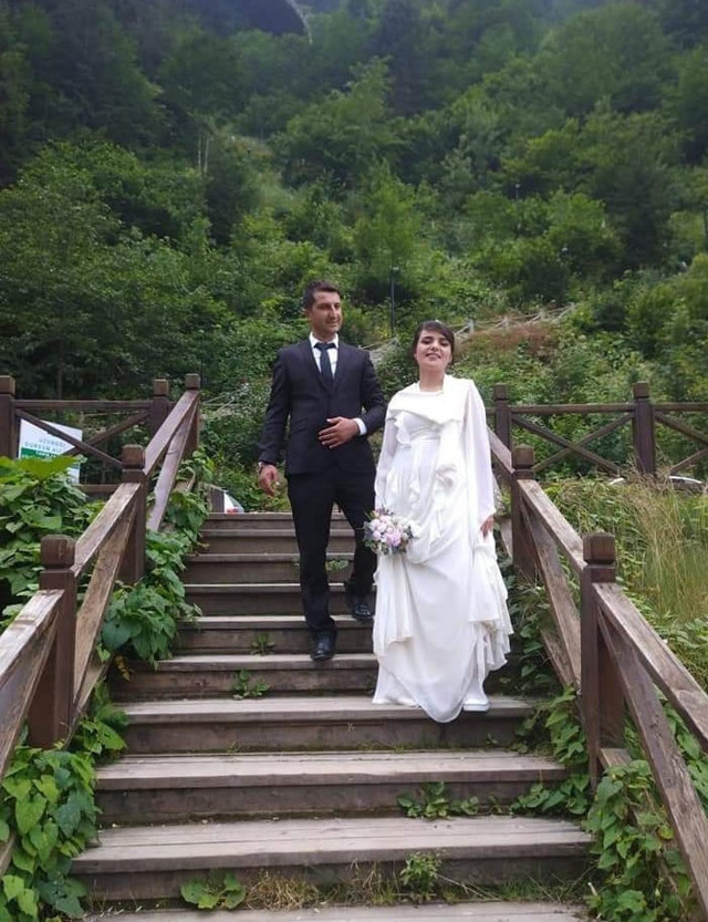 Trabzon'da hemşire ve güvenlik görevlisi kocası evde korkunç halde bulundu - Resim: 0