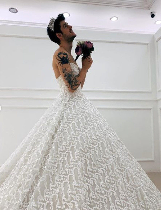 Fenomen Orkun Işıtmak'ın gelinlikli fotoğrafı sosyal medyayı salladı - Resim: 1