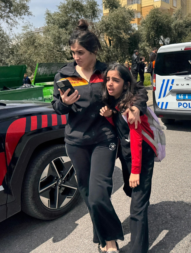 Kahramanmaraş'ta okula silahlı saldırı! 9 can kaybı ve çok sayıda yaralı var - Resim: 4