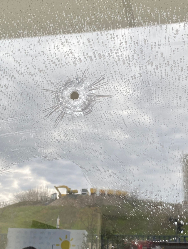 İYİ Parti İstanbul İl Başkanlığı’na silahlı saldırı düzenlendi! Meral Akşener gidiyor.. - Resim: 4