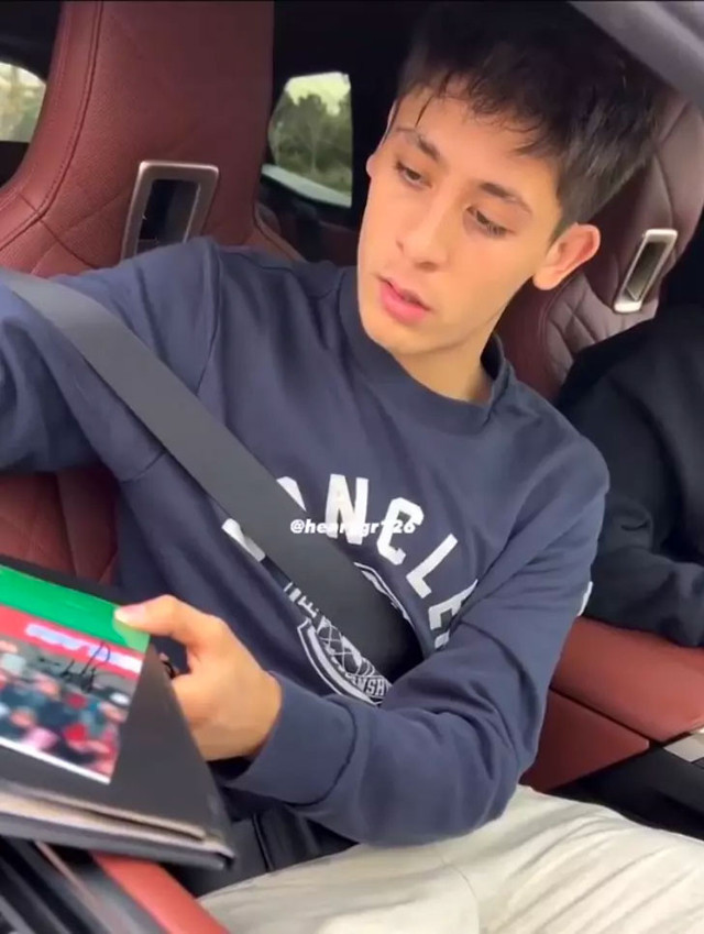 Arda Güler'e kadın taraftardan şoke eden soru: Benimle cinsel ilişkiye girer misin? - Resim: 0