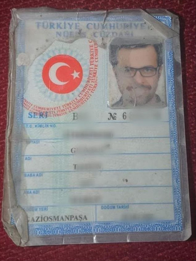 Bakan Çiftçi paylaştı! Suikast timinde yer alan terörist Burkay Karatepe ile ilgili alkol ve uyuşturucu detayı - Resim: 4