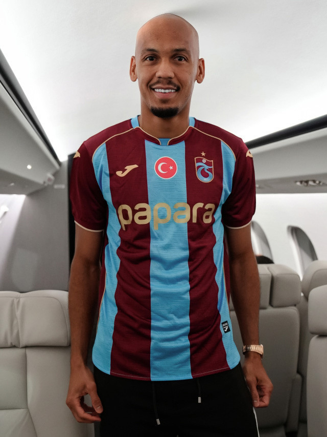 Trabzonspor bir dünya yıldızını daha açıkladı! Salah ile yeniden buluşuyor - Resim: 0