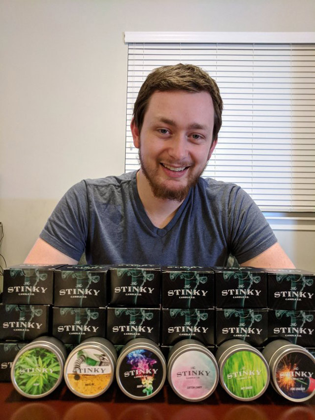 Kokulu mumlarda yeni soluk! Kusmuk, ıslak köpek ve ter - Resim: 1