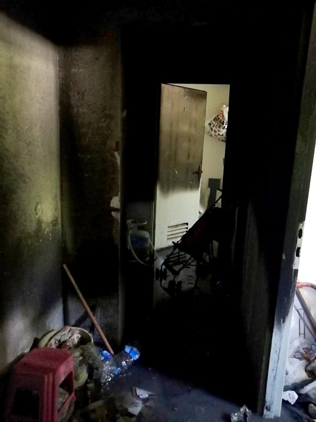 Komşularına kızdı bodrumu yaktı! 11 kişi dumandan etkilendi - Resim: 0