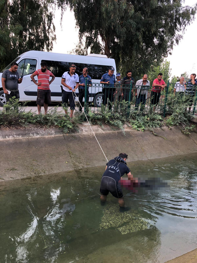 Serinlemek için kanala giren Suriyeli çocuk boğularak yaşamını yitirdi - Resim: 0
