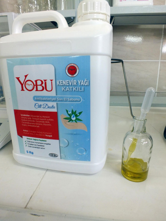 Yozgat Bozok Üniversitesi'nde kenevir esanslı sıvı sabun üretildi - Resim: 0