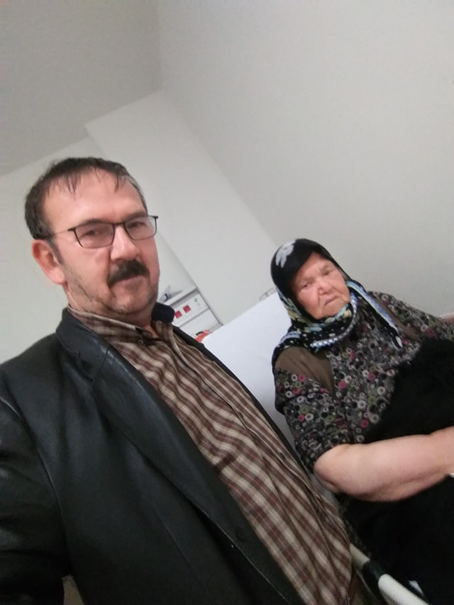 Kayseri'de anne ve oğlunu koronavirüs ayırdı - Resim: 0