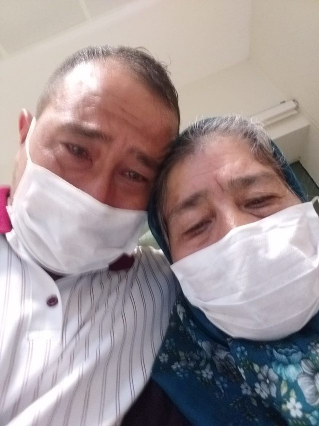 Bakan Koca, annesini koronadan kaybeden kişinin fotoğrafı ve sözleriyle uyardı - Resim: 0