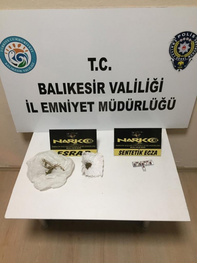 Balıkesir'de uyuşturucu operasyonu: 11 kişi yakalandı - Resim: 1