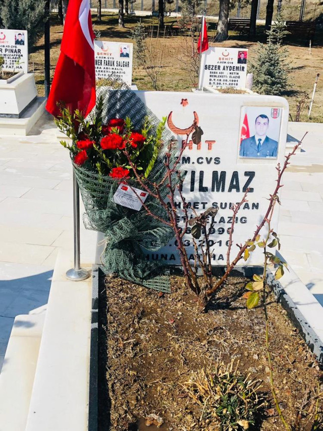 Şehit annesi anlattı! Korgeneral Osman Erbaş "Keşke bizde şehit olabilsek” dedikten sonra şehit düşmüş - Resim: 0