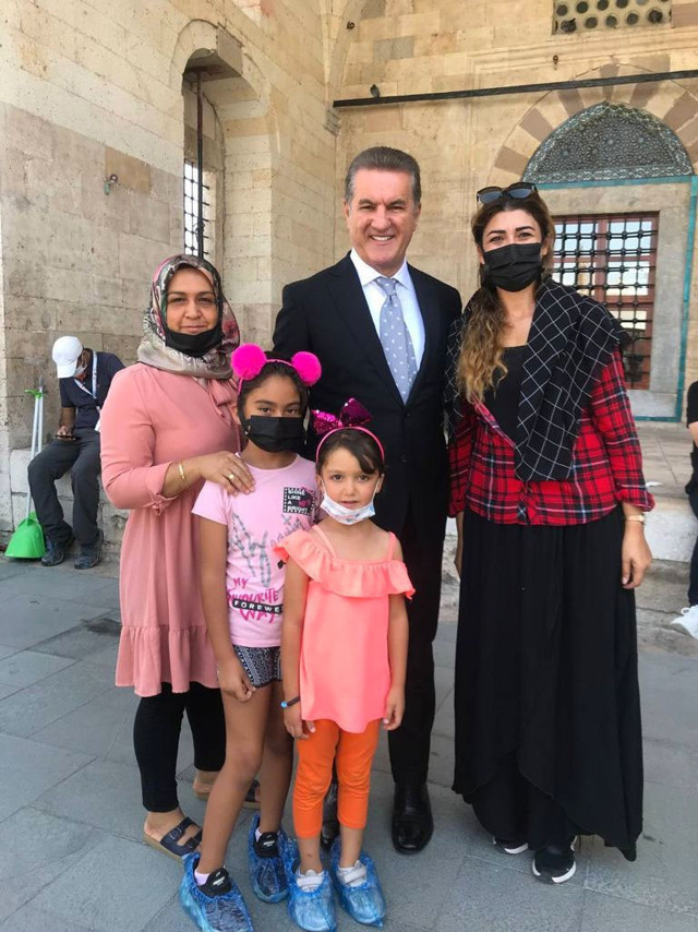 Mustafa Sarıgül'den ben 10 göçmen alırım diyen AB ülkesine tepki: Esefle kınıyoruz - Resim: 0