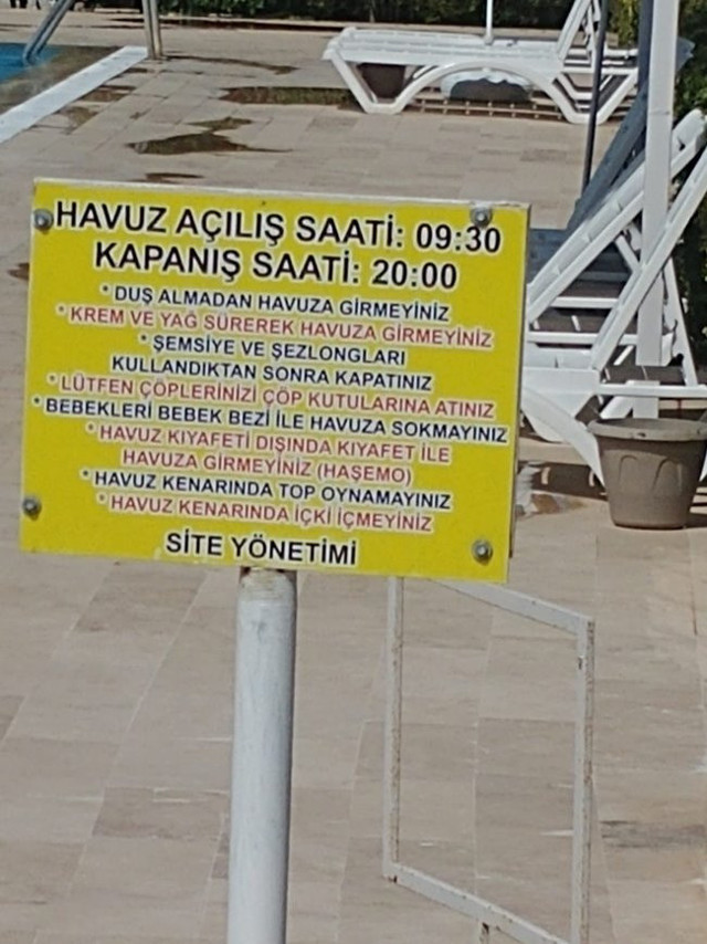 İzmir'de başörtülü kadına akılalmaz yasak! Pes dedirten savunma... - Resim: 1