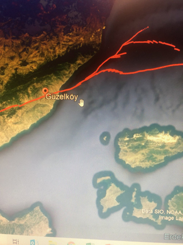 Peş peşe depremler ürküttü! Deprem Uzmanı Naci Görür'den flaş açıklama - Resim: 0