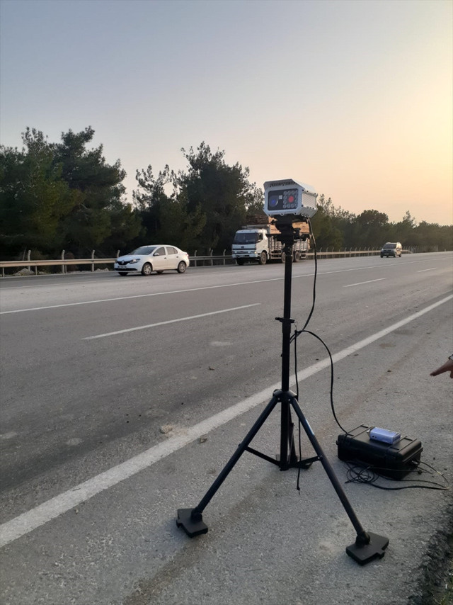 Mobil hız tespit sistemi devreye girdi Görmek zorlaşacak - Resim: 0