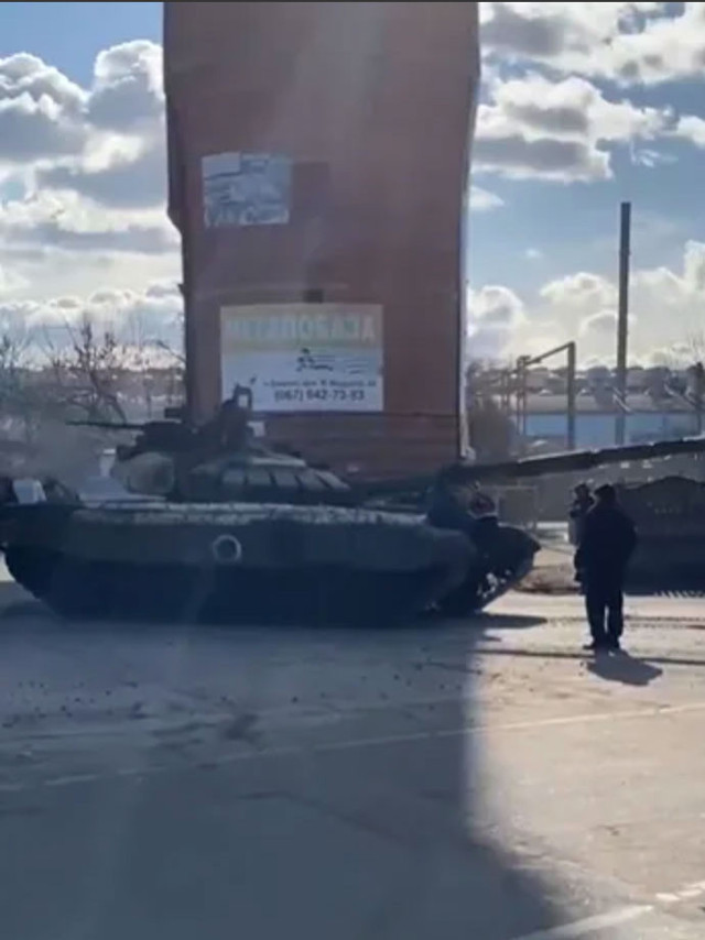 Rusya-Ukrayna savaşında son durum! Kiev'de sokağa çıkma yasağı uymayan 'düşman' sayılacak! Putin'den yeni emir - Resim: 0