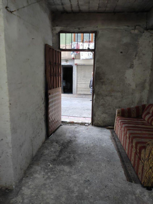 İstanbul'da 4 bin liraya kiralık eve bakın! Ucuz ev buldum diye sevindim köpek bile durmaz - Resim: 1