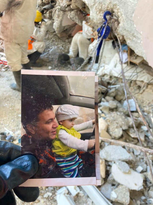 Kurtarma ekibi kumbara buldu acılı babanın söyledikleri herkesi gözyaşlarına boğdu - Resim: 2