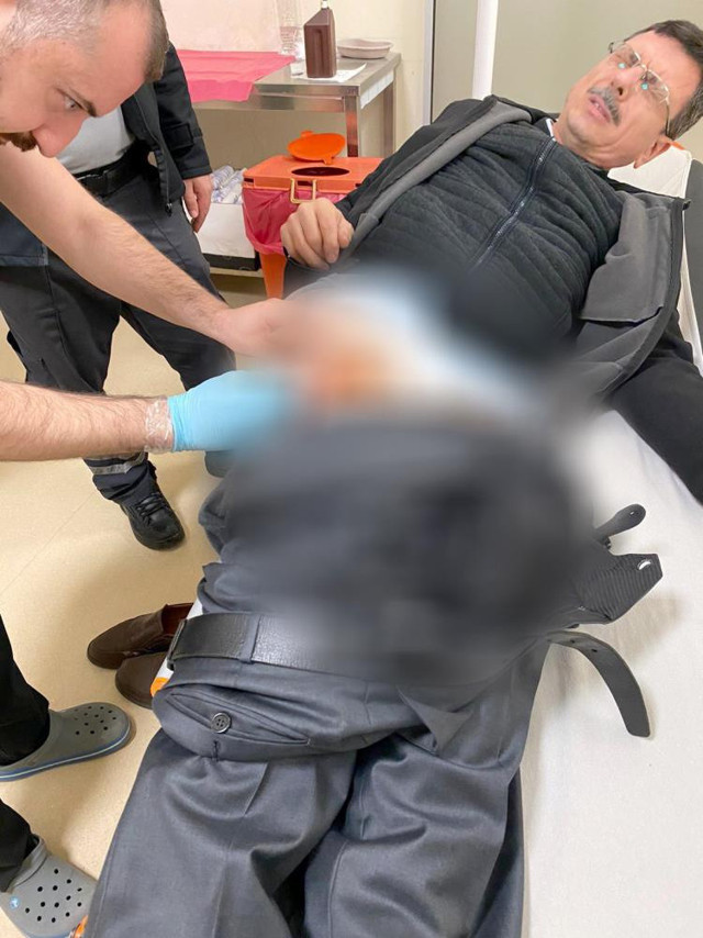 Bursa'da öfkeli veli dehşet saçtı! Kızının saçı çekildi diye okulu bastı, müdür yardımcısını silahla vurdu - Resim: 2