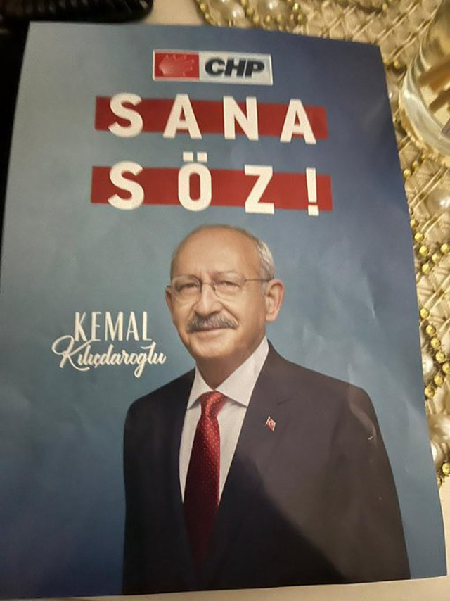 Kemal Kılıçdaroğlu'nun sahte afişleri dağıtıldı! CHP "Buna engel olun" demişti - Resim: 0