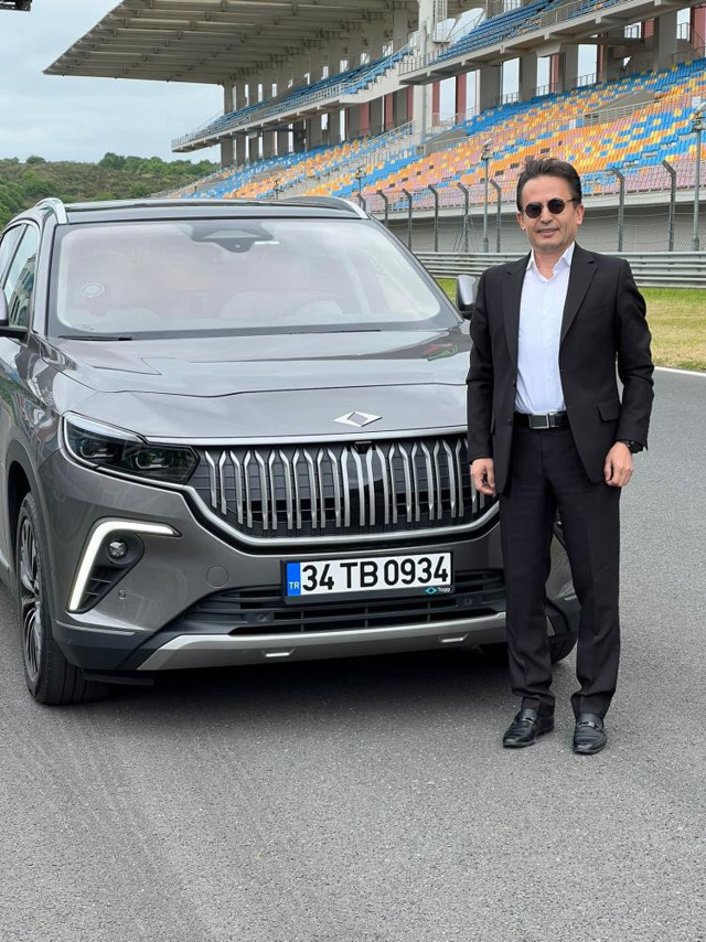 TOGG, Formula pistine çıktı! Nefes kesen görüntüler: 0'dan 100 km hıza 7 saniyede ulaştı! - Resim: 2