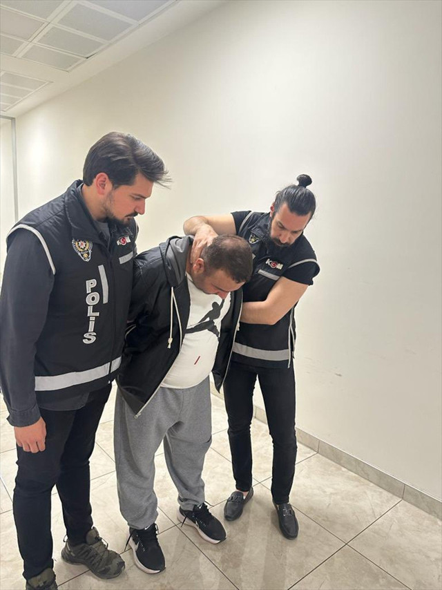 Muharrem İnce'ye kaset kumpası! Paylaşımları yapan 'Ankara Kuşu' tutuklandı - Resim: 0