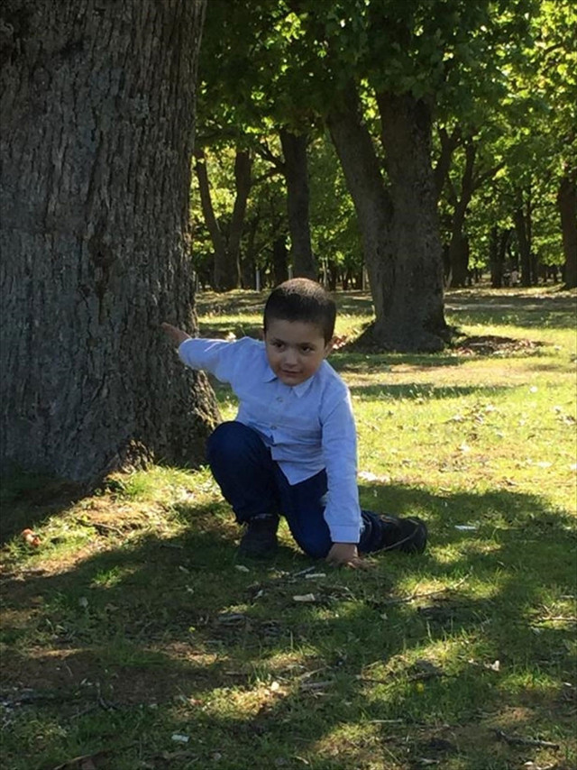 İstanbul'da bir çocuk Örümcek Adam'a özenip 5. kattan atladı! - Resim: 0