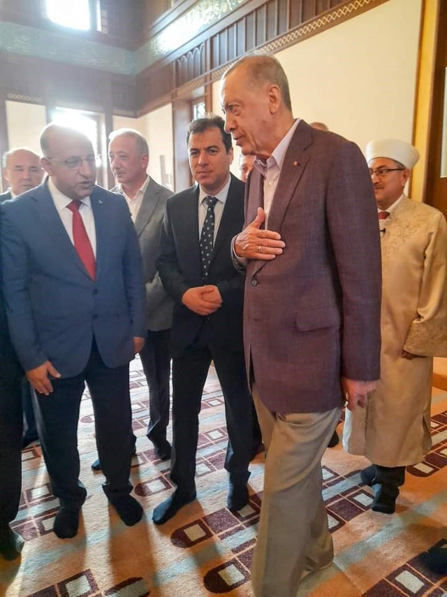 Cumhurbaşkanı Erdoğan bayram namazını Muğla'da kıldı - Resim: 0