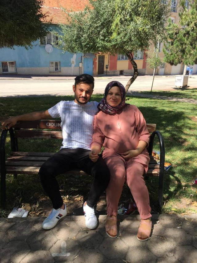 İntihar süsü verilen ve cinayette flaş gelişme: Eşini öldüren kadının cezası belli oldu! Annesi böyle feryat etti... - Resim: 2