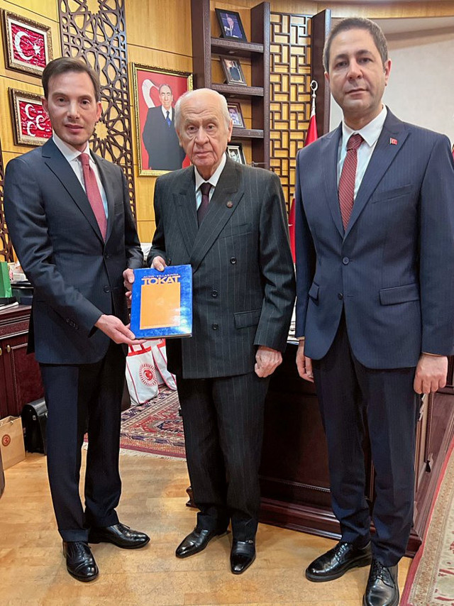 'Efsane Vali" Recep Yazıcıoğlu'nun oğlu MHP'nin Tokat Belediye Başkan adayı oldu - Resim: 0